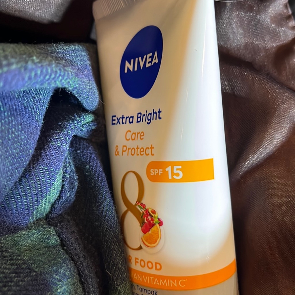 After Sun Moisture Lotion imgfdn-2c33a7d7-9f6a-49c4-a3a0-81614bede486