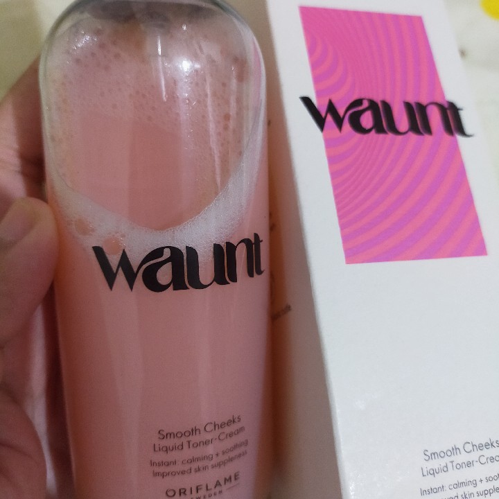 Waunt Smooth Cheeks Liquid Toner-Cream imgfdn-0637cbbe-d95d-4a77-99ca-b945df331861