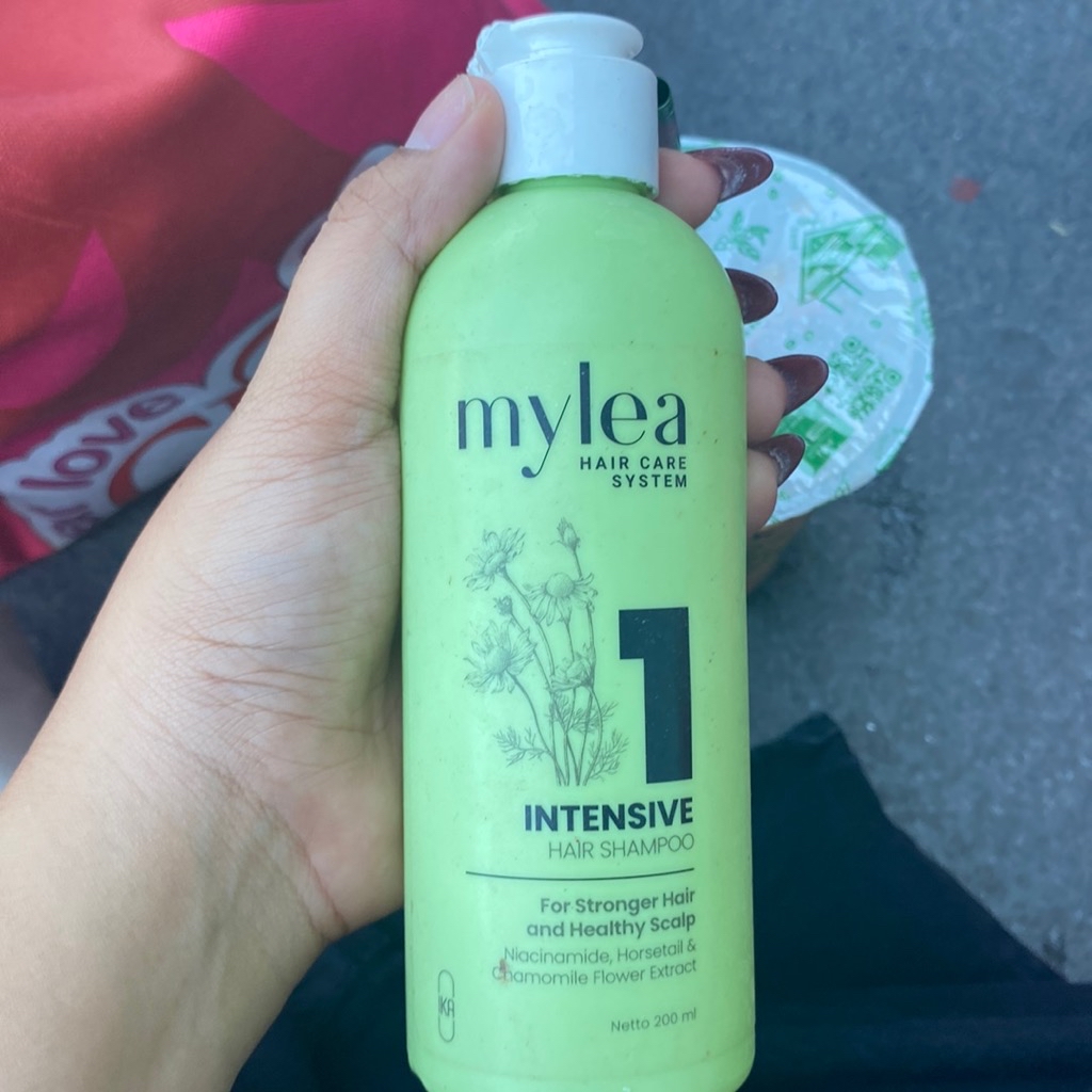 Mylea intensive hair shampoo - intensive hair care imgfdn-b0448017-2dd6-4e4d-8fdd-2c0e5c850ff1