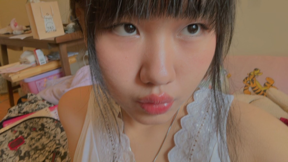 Tinted Lip Serum - Joy imgfdn-31aa4b46-7ae8-4a36-b5a5-abd644be48ab