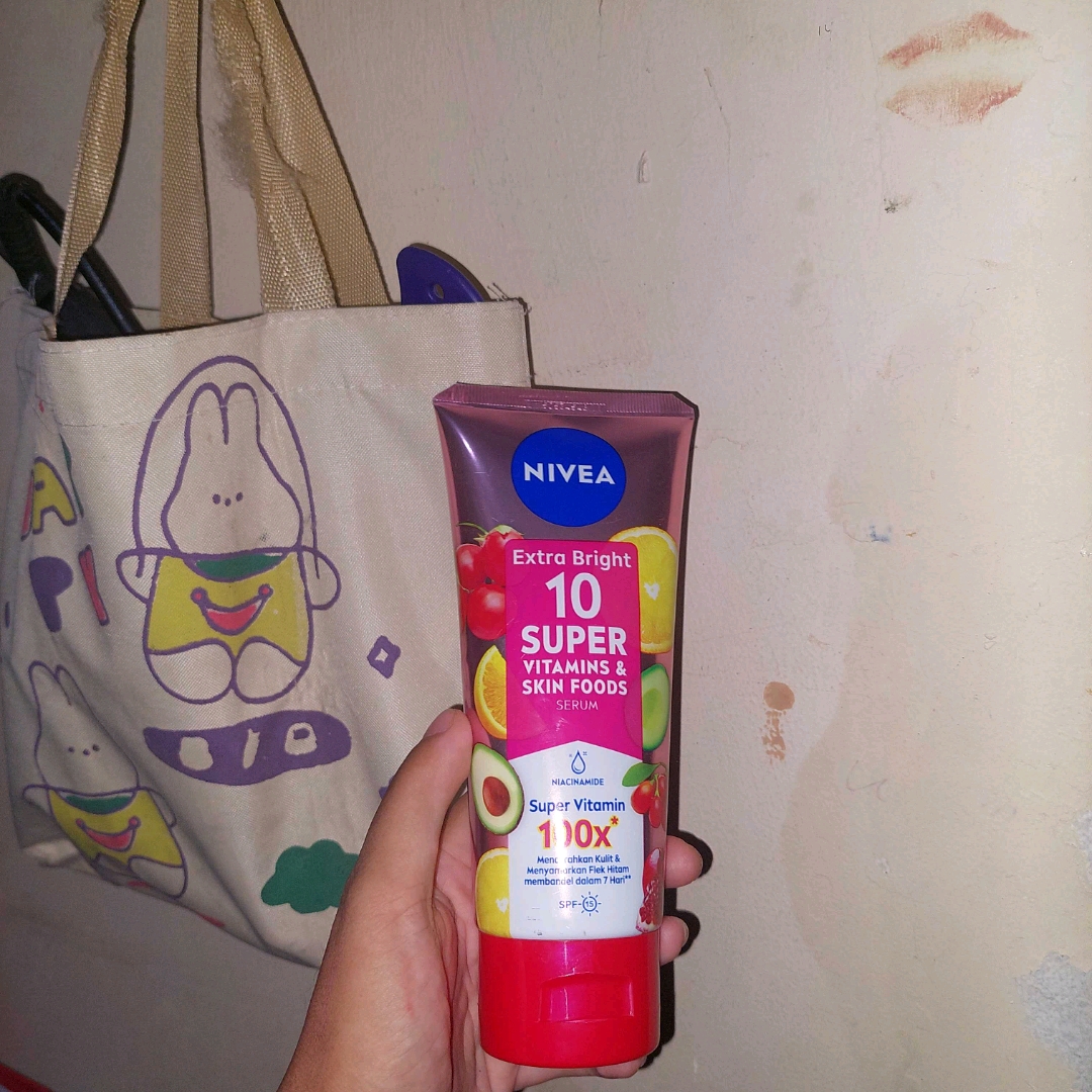 Extra Bright 10 Super Vitamin & Skin Foods imgfdn-86da0024-8d0f-44c1-8ad0-70ab17f2f2c9