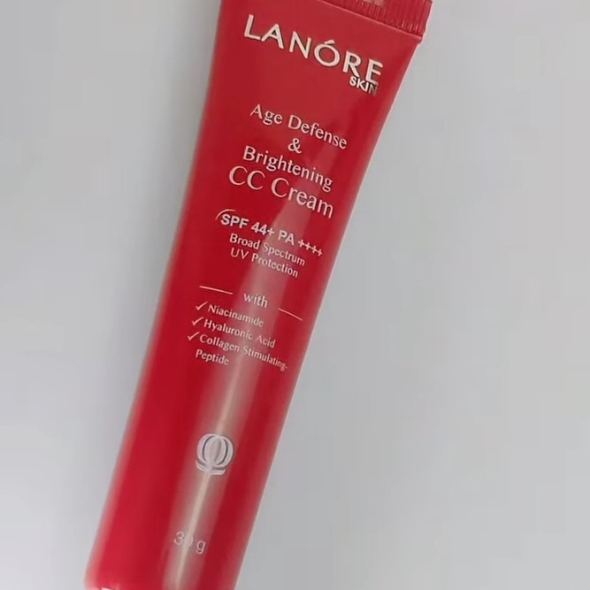 Age Defense & Brightening CC Cream SPF 44+ PA++++ - 02 Sandy Beige imgfdn-34176ec5-8ef7-4a20-ae11-0b3784342895