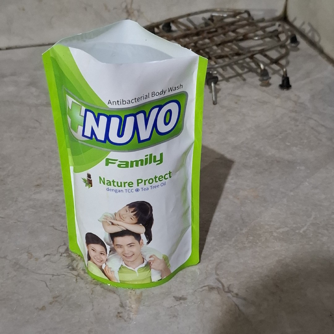 Family Antibacterial Body Wash - Nature Protect imgfdn-6a168485-c57e-4629-9496-79170571c32a