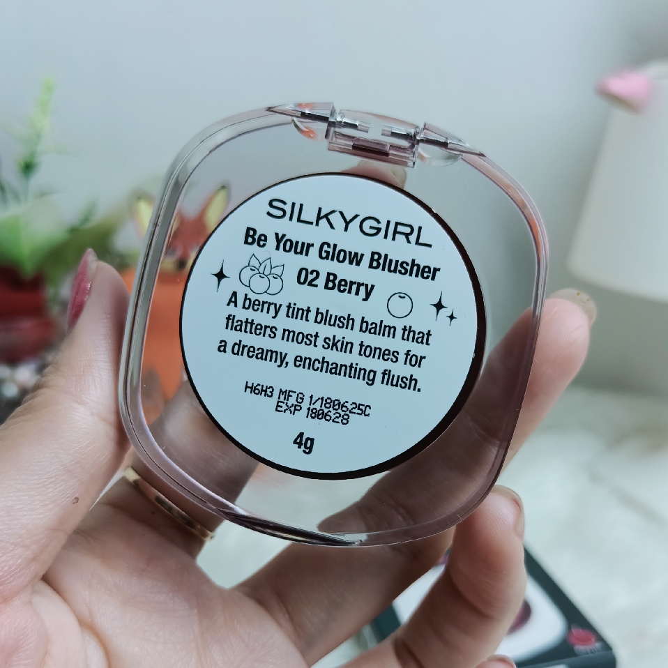 Be Your Glow Blusher - 02 Berry imgfdn-32da3284-1074-4961-8718-060b89cbfa8b