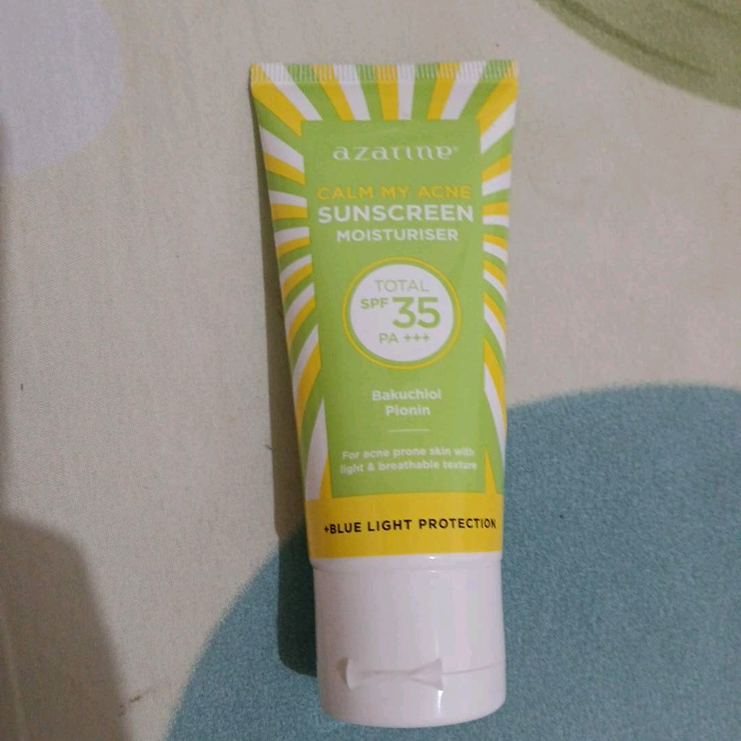 Calm My Acne Sunscreen Moisturizer imgfdn-6195d915-92d2-4617-aac3-837c7706fe66