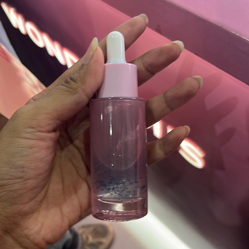 Bubble Burst Brightening Essence imgfdn-599b066e-cf46-4475-a68b-f27171ef9648