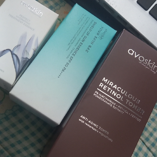 Perfect Hydrating Treatment Essence imgfdn-7adf2a0c-a869-428f-ba3f-0013d7339eed