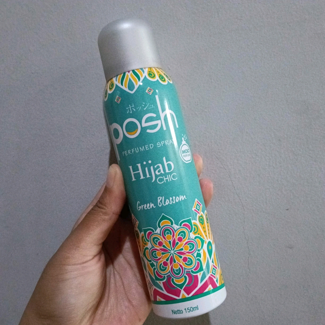 Perfumed Body Spray Hijab Chic - Green Blossom imgfdn-ddcc4f28-fdef-4633-813e-8dc1f90d9f7c