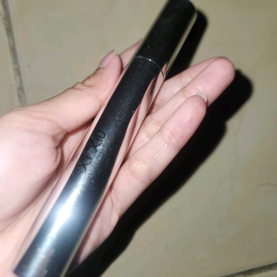 Ultimate Lashxtra Mascara imgfdn-c8d9dbdb-785c-4169-9ad2-9a004ef4d6aa