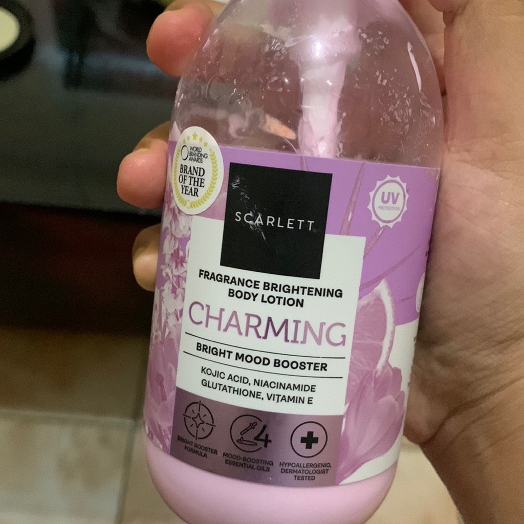 Bright Mood Booster Body Lotion - Charming imgfdn-0f78a143-abf0-4656-9261-e589dd419ae8