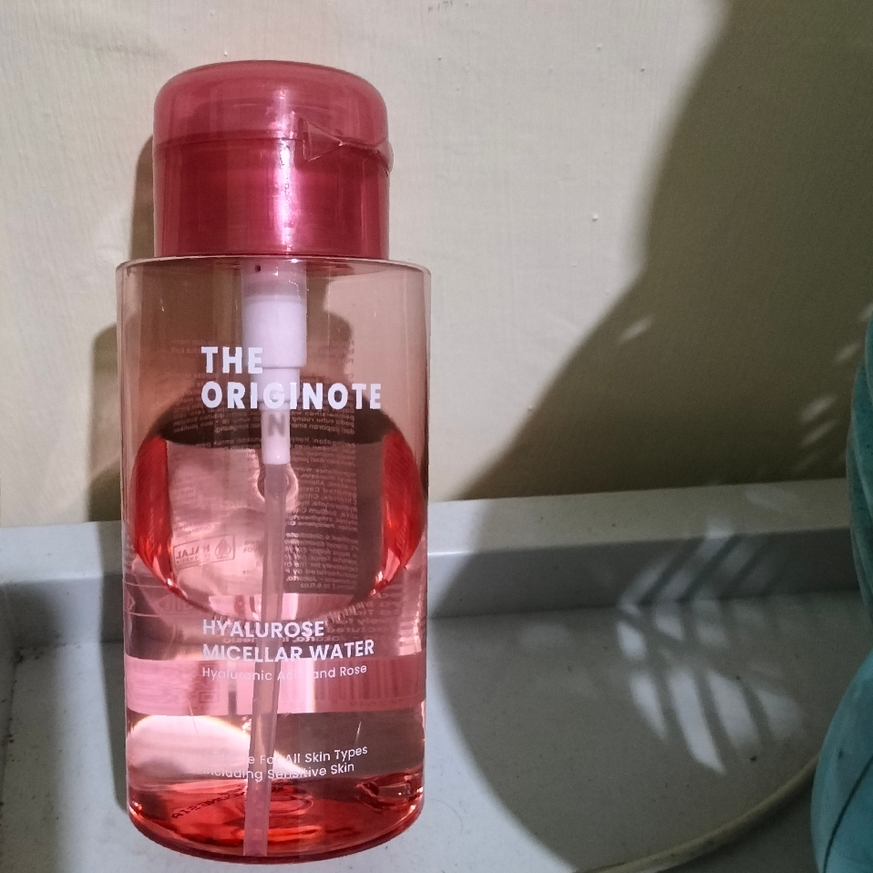 Hyalurose Micellar Water imgfdn-8f016152-4ec7-40bb-838f-026555007dde