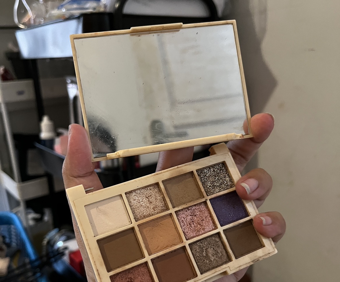 Rude Nude Eyeshadow Palette imgfdn-3cd61c2e-40d0-4666-a671-a716c9db1758