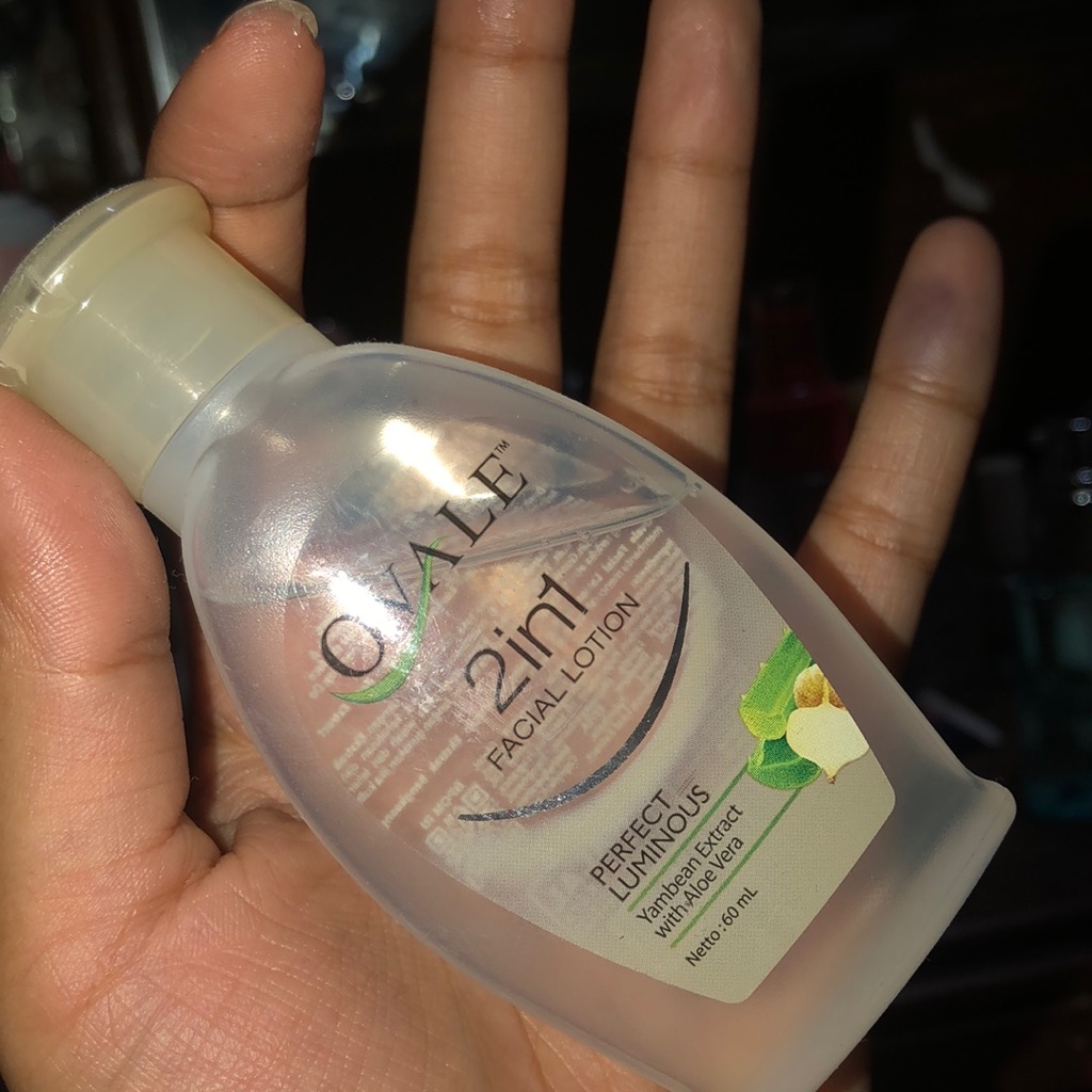Facial Lotion - Whitening imgfdn-497796b7-7072-45f5-bc99-3b6a1ba2ab04