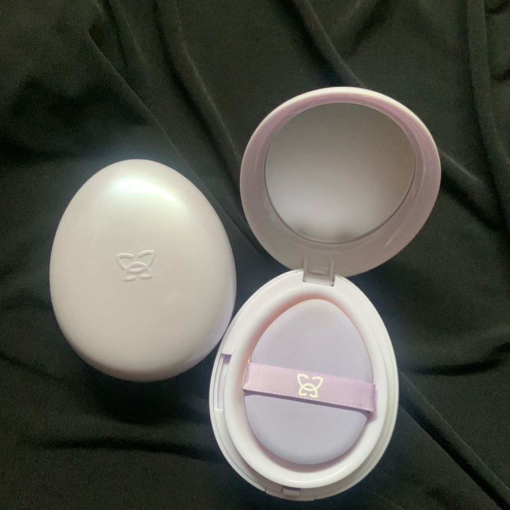 Unbothered Demi-Matte Cushion - W00 Chiffon imgfdn-2c171ee1-739a-46b3-b12d-5e00373860de
