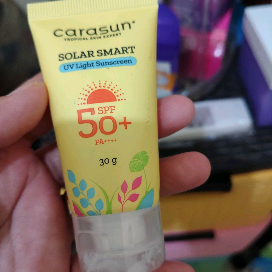 Solar Smart UV Light Sunscreen Spf 50+ PA++++ imgfdn-034a50ed-4608-464e-96c1-9a9ae0e0a16f
