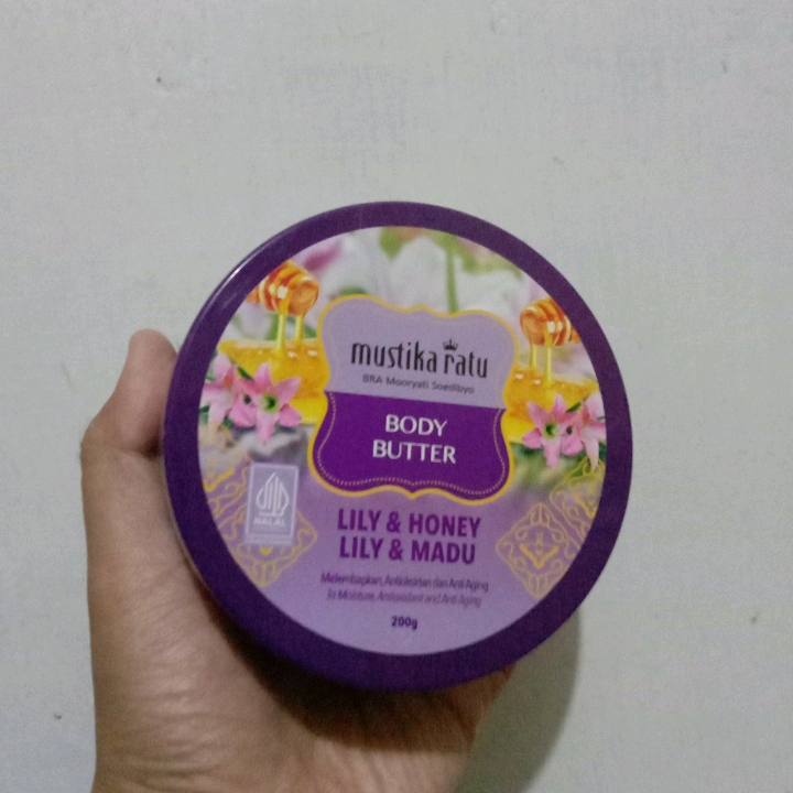 Body Butter - Lily & Honey imgfdn-0ae27c31-f216-4bce-919b-41e6b6ffc2bd