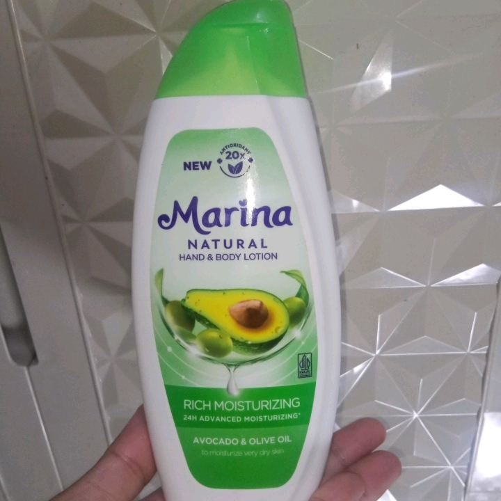 Natural Rich Moisturizing Lotion imgfdn-b46fbfb6-b332-4c75-9089-690a020799b2
