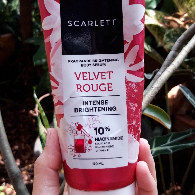 Fragrance Brightening Body Serum - Velvet Rouge imgfdn-710ff967-2481-4a03-8137-159cecf91efe