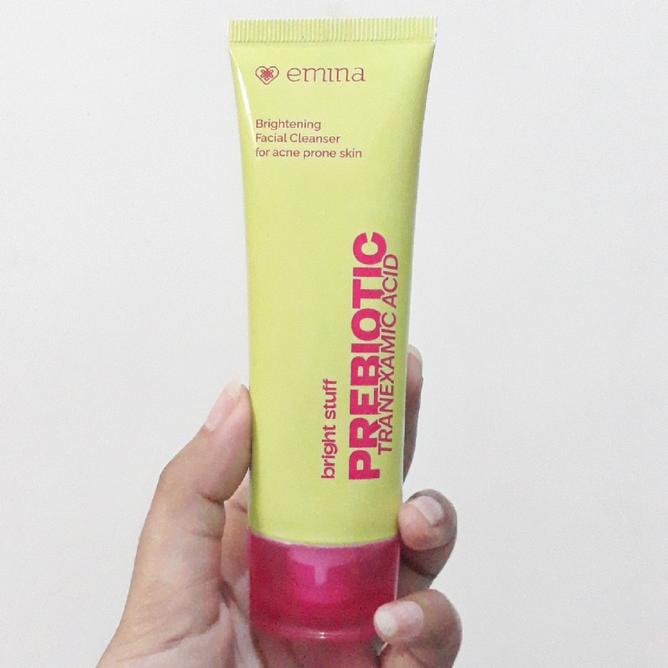 Bright Stuff Face Wash For Acne Prone Skin imgfdn-1bd23fb4-7f8f-4ef7-a10d-98a10d6e553c