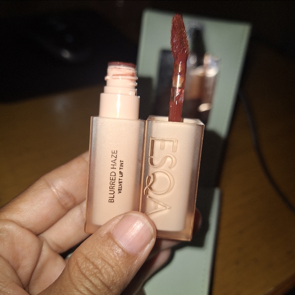 Blurred Haze Velvet Lip Tint - Autumn Bliss imgfdn-aecfe8e3-2ab5-4087-aed0-dc07d0b005de