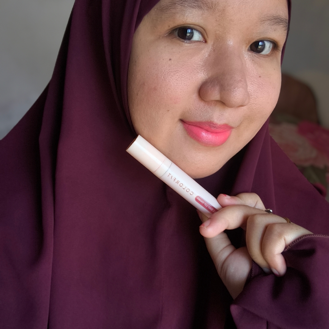 Colorfit Last All Day Lip Paint - Infinite Coral imgfdn-9b12df91-52db-4878-8135-acb74a0cba7d