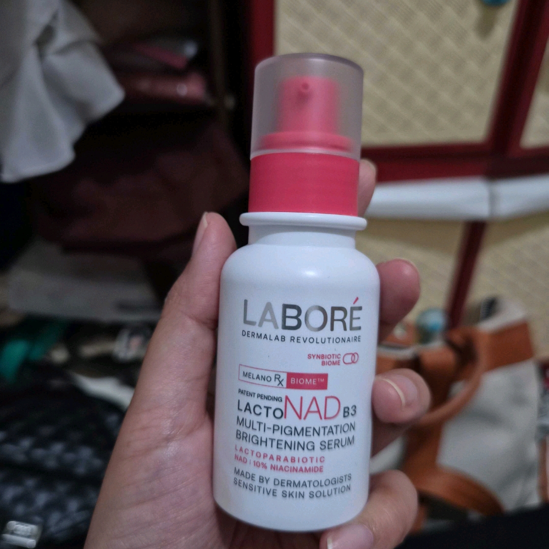 Multi-Pigmentation Brightening Serum imgfdn-28823c67-e806-4890-ab10-bec3ad942f24