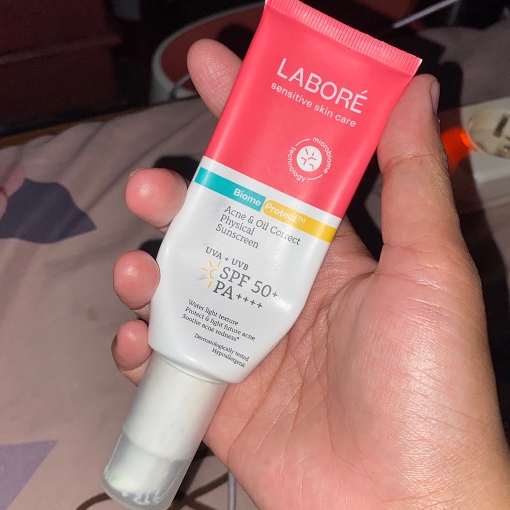 BiomeProtect Acne & Oil Correct Physical Sunscreen SPF50+ PA++++ imgfdn-d3133391-e2f7-426c-8494-e7d4e9ef37d3