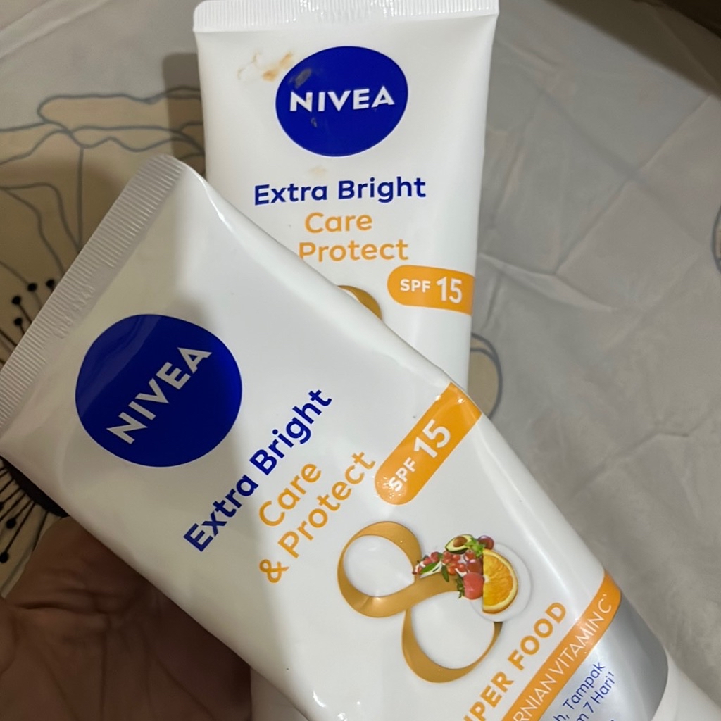 Extra Bright Care & Protect 8 Super Food Body Serum imgfdn-12fe97e9-90f0-4a3d-ae09-27375d72d66c