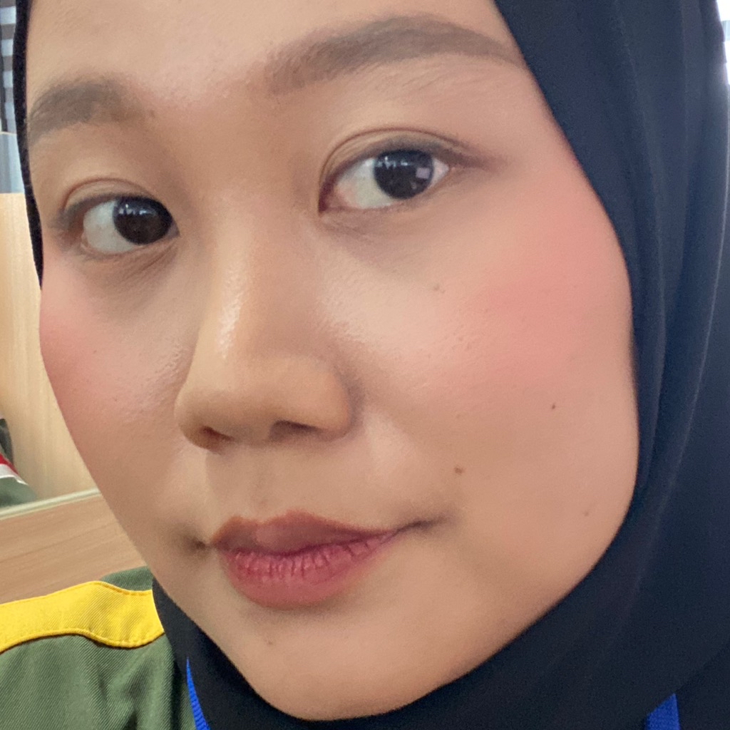 Fixed Matte Powder Foundation - 202N Light Ivory imgfdn-8771bb51-e23f-475c-99f5-15f4859b27fe