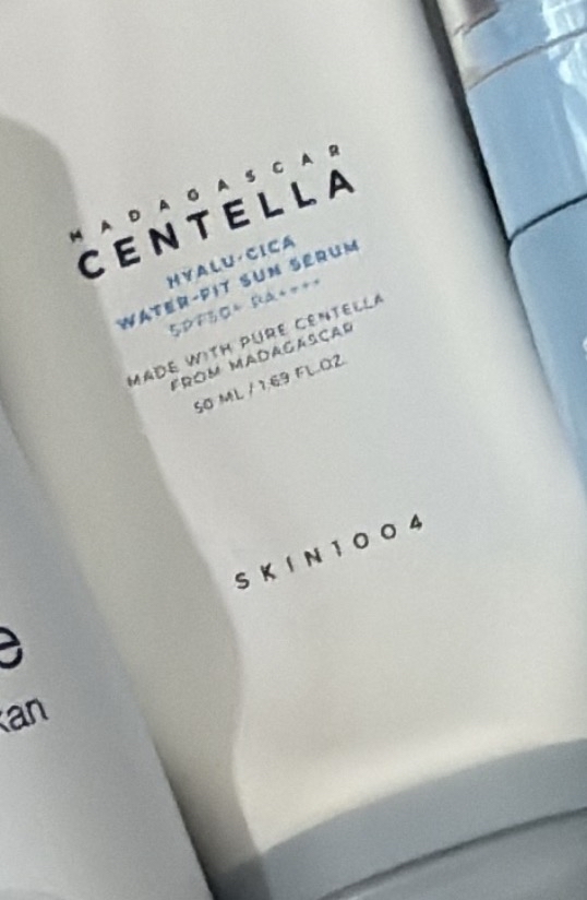 Madagascar Centella Hyalu-Cica Water-Fit Sun Serum imgfdn-cfbc582e-7e28-45a9-9f3a-8a460f472674