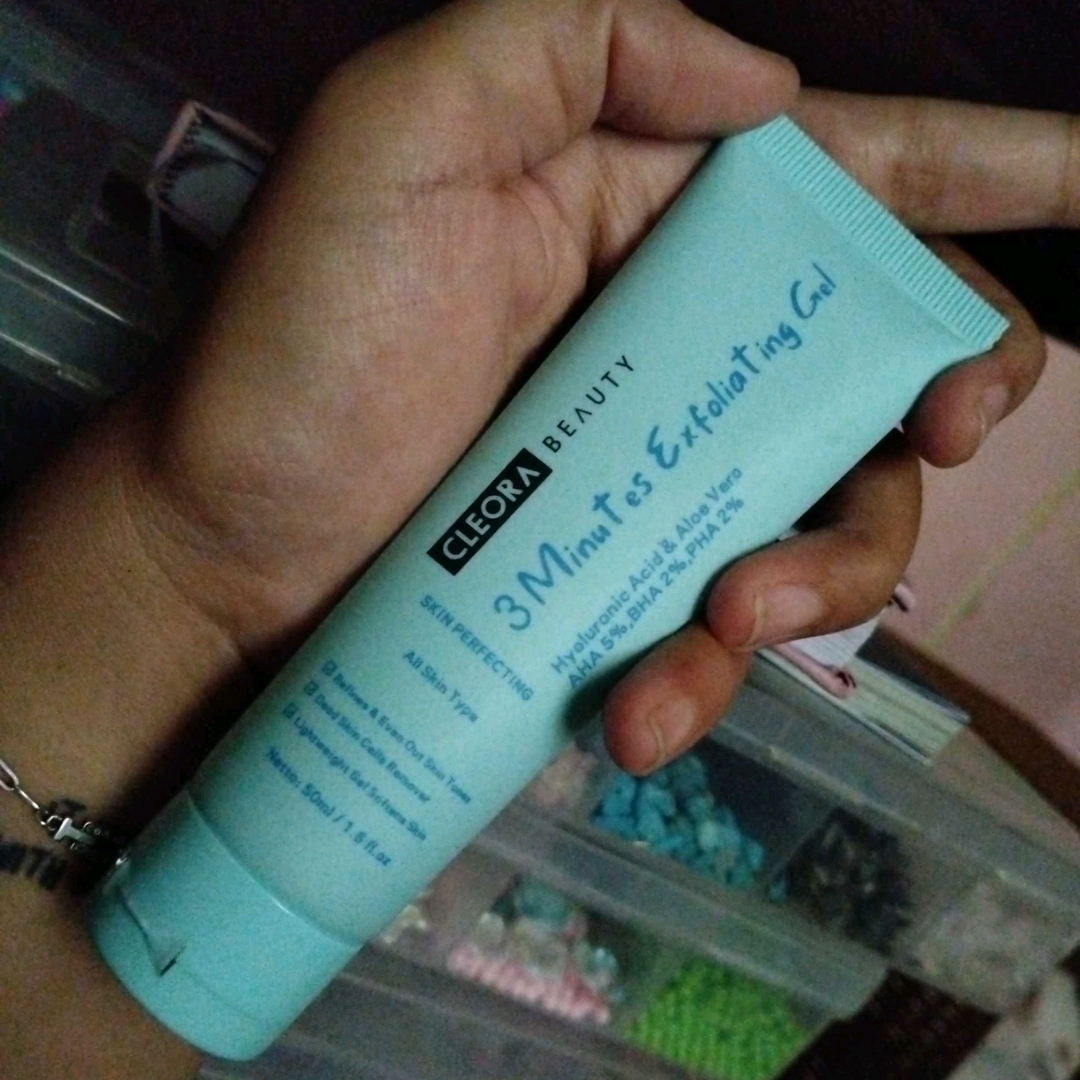 3 Minute Exfo Gel imgfdn-6742672c-46c5-4f73-8bbf-3d253cbdf4b3