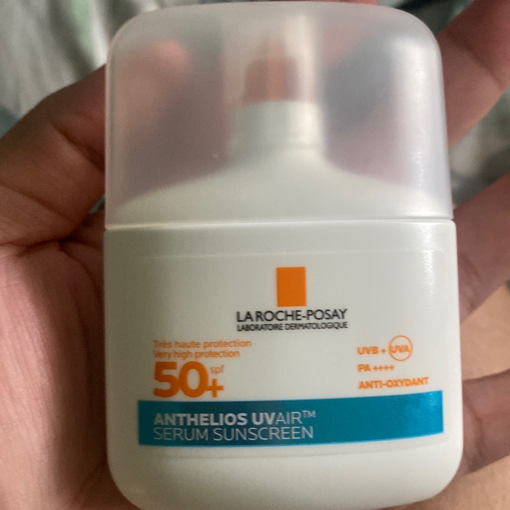 Anthelios UVAIR Ultra Light Sunscreen imgfdn-310203aa-14df-4d4e-878d-974350aba632