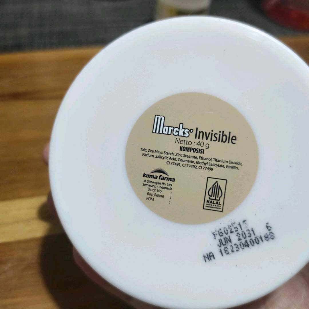 Bedak Beauty Powder - Invisible imgfdn-c23759df-fa17-43ec-8fdc-f6d7aab2bced