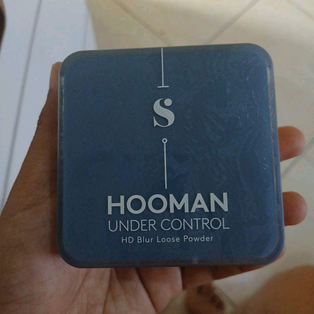 Hooman Under Control HD Blur Loose Powder - 05 Light Medium imgfdn-b63640ef-0746-42a2-bb70-8d7878c6f64f