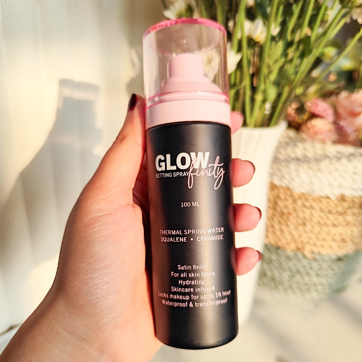 Glowfinity Setting Spray imgfdn-6644b463-6266-42af-9344-e44f0c751103