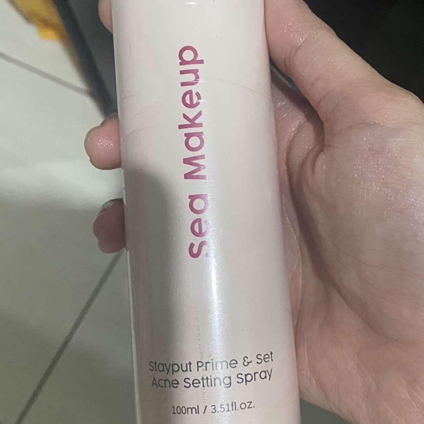 Stayput Prime & Set Continuous Setting Spray imgfdn-61fc8d01-fa53-44ab-9373-50ea5c8fc5e4