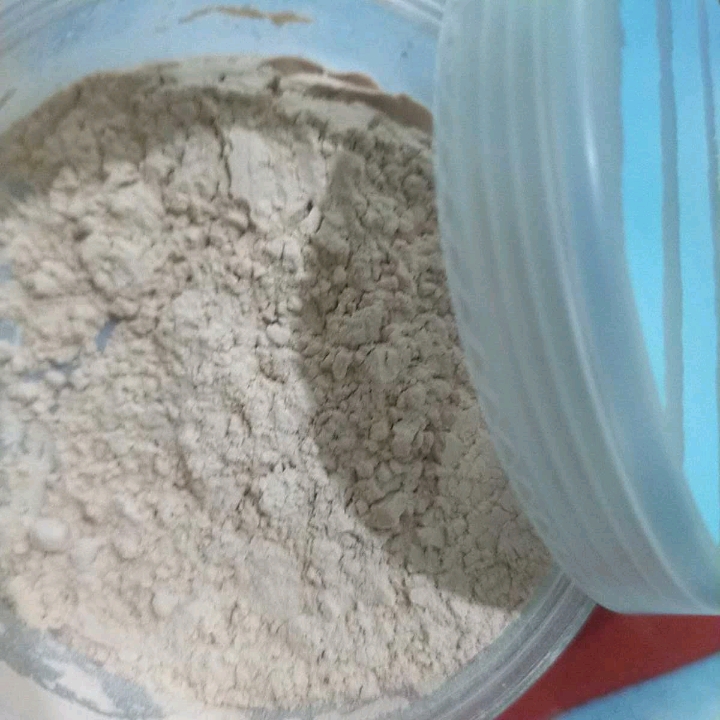 Colorland Loose Powder Pat 'n Go - C302 Classic Ivory imgfdn-41899097-da69-4899-83cf-49451abeac38