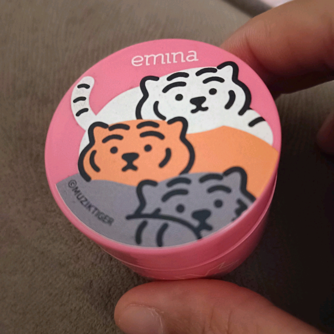 Lip Mask x Muzik Tiger imgfdn-2370b0ce-cc25-413d-b1d1-3c044299a4c5