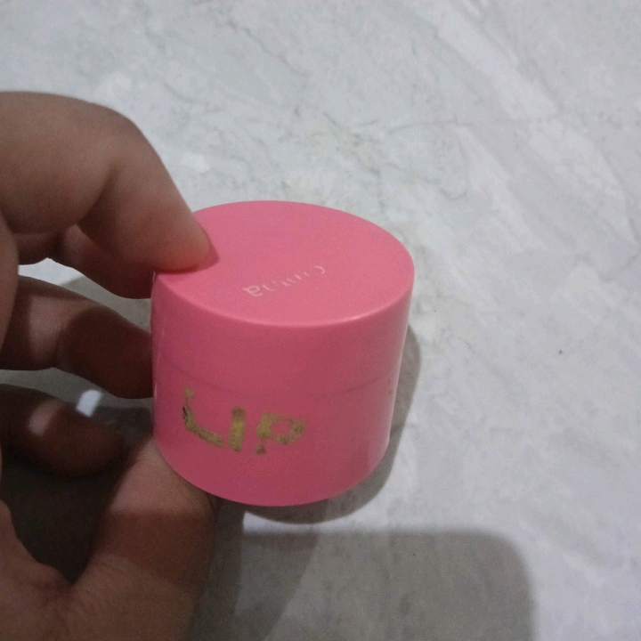 Lip Mask - Original imgfdn-bdd6b883-4b9e-4a2e-b06c-7f0a7ce0775c