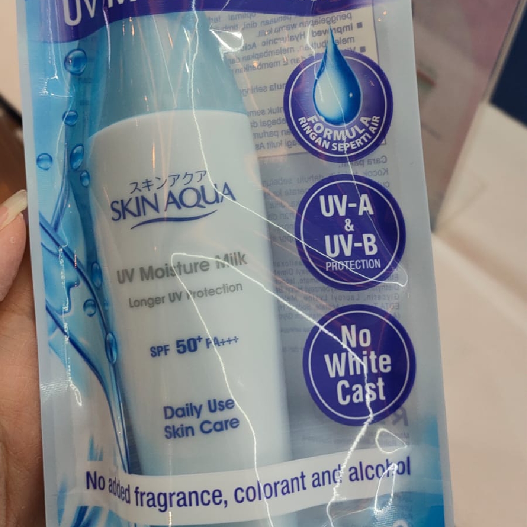 UV Moisture Milk imgfdn-5c430ce8-3411-4f20-a663-55a662ac1eae