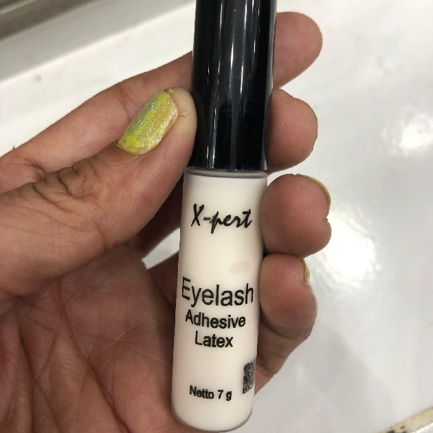 Lem bulu mata expert latex - Latex imgfdn-fa0a201a-7de8-475a-b296-9321e5d4c265