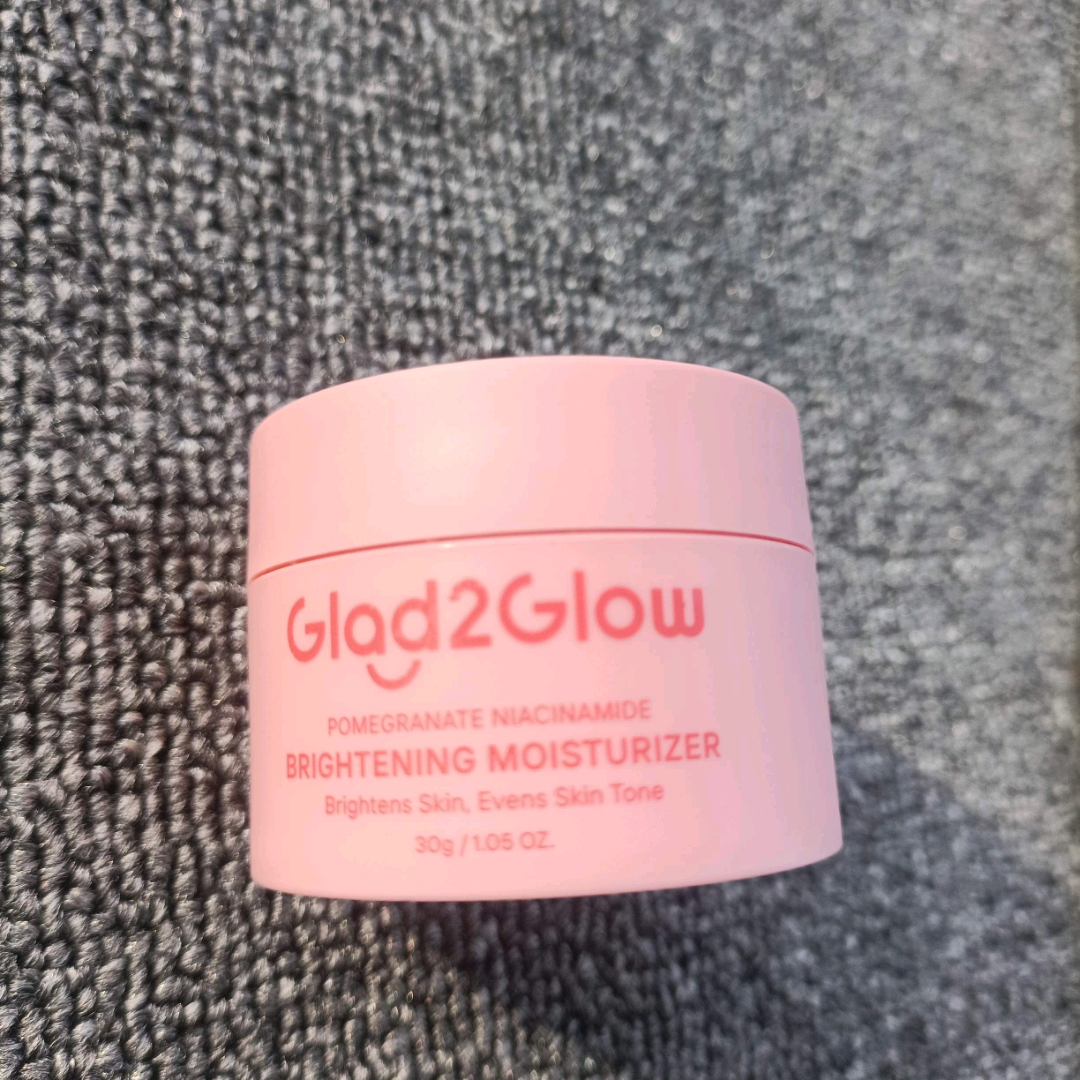 Pomegranate 5% Niacinamide Brightening Moisturizer imgfdn-172e2dab-0ab2-4b7b-acdd-a3fab72b6c1f
