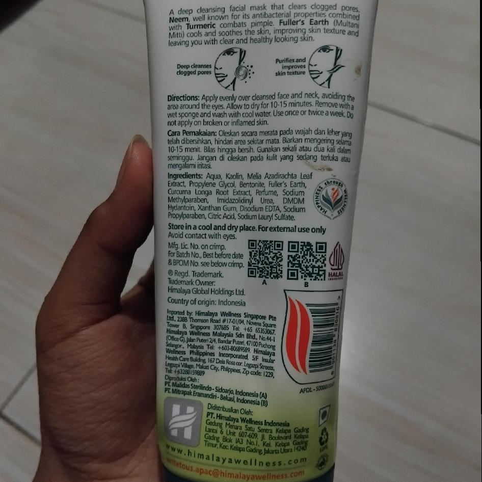 Purifying Neem Mask imgfdn-c52b6667-8955-4009-b1e8-e2a2e9ef8a55