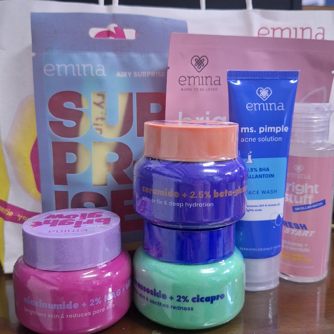 Water Calming Gel Moisturizer imgfdn-e3fb330c-723e-47c5-b34a-f842ee13bf36