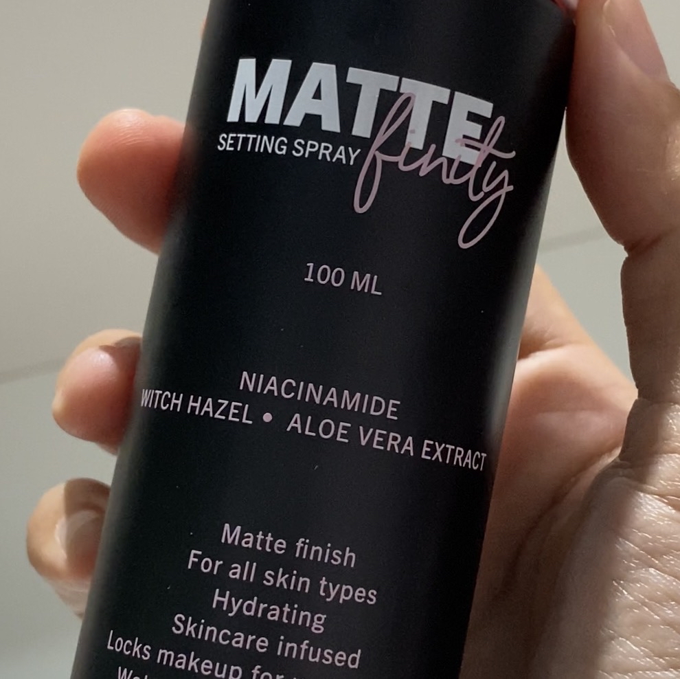 Mattefinity Setting Spray imgfdn-3a3b8b38-b671-45d8-9c9d-3b55e361dd94