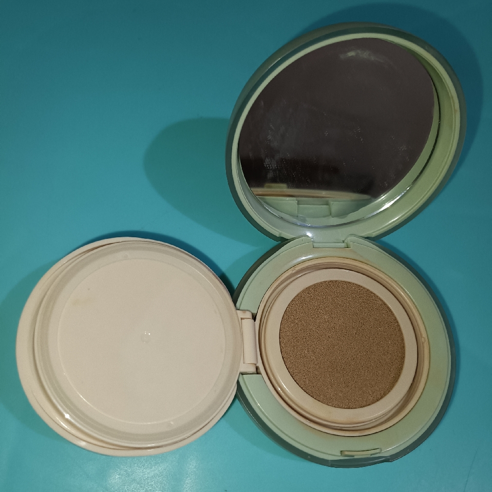 Colorfit Cloud Cushion - 33W Olive Beige imgfdn-ef7287e5-2d8b-4bd8-a6cb-4d60c025df86