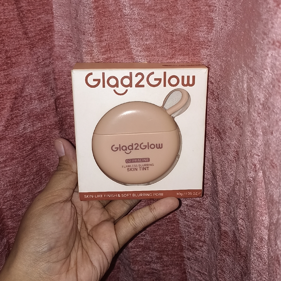 Flawless Blurring Skin Tint -  02 Praline imgfdn-80b60df0-a9d8-4941-9604-6d004ef4d347