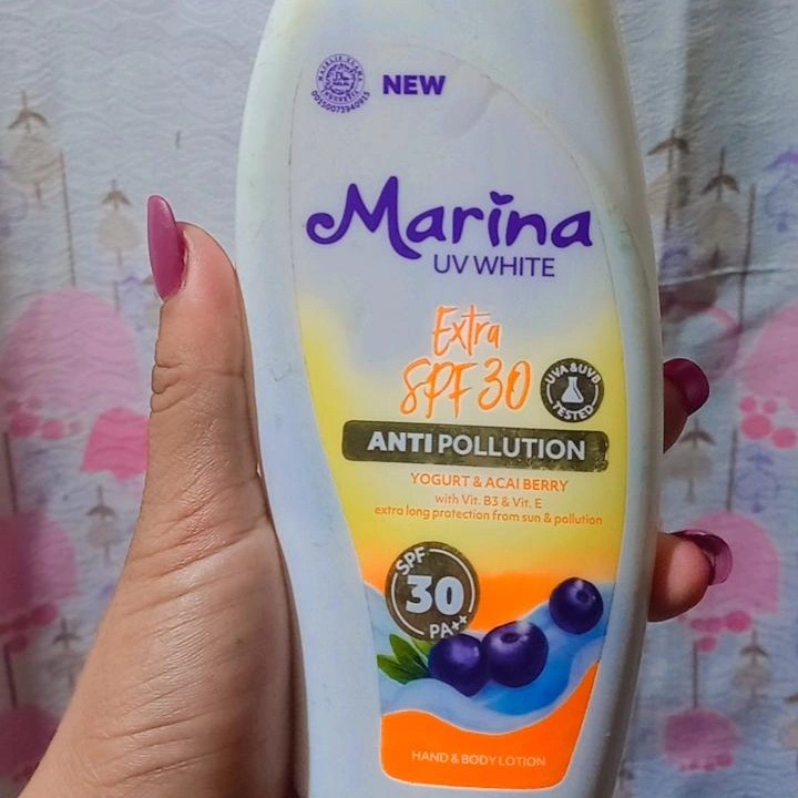 UV White Extra SPF 30 Lotion imgfdn-ff79ff69-90b2-4403-bb91-066d578bd499