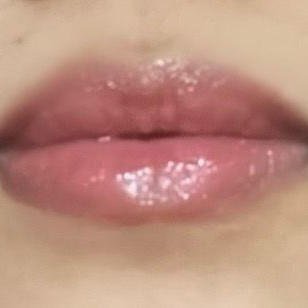 Glass Glow Tinted Lip Balm  - Peachy Glaze imgfdn-4c150295-3546-40bb-b8ac-5446383742da