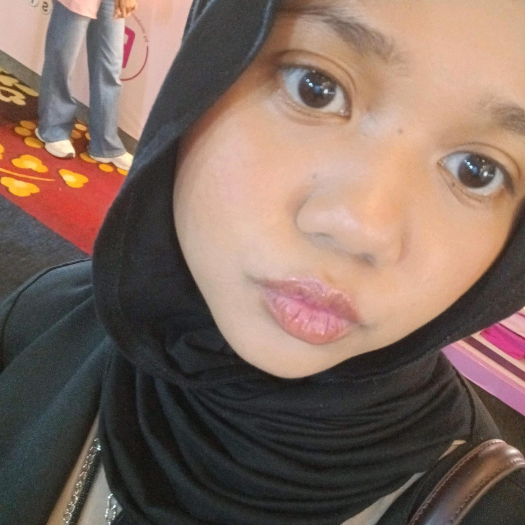 Skincover Air Cushion - W14 Fair Pearl imgfdn-4597bc4d-d1ff-4715-b0f3-5ba19d44f098